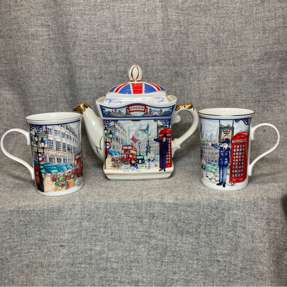 JAMES SADLER British UK Piccadilly London Heritage Ceramic Lid Teapot Cups Gold